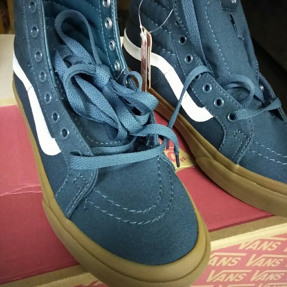 (Light Gum) Vans Shoes NIB